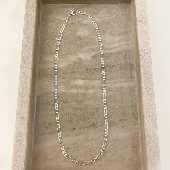 925 Sterling Silver Figaro Chain Necklace Flat Link Necklace 4 MM Links - Picture 4 of 7